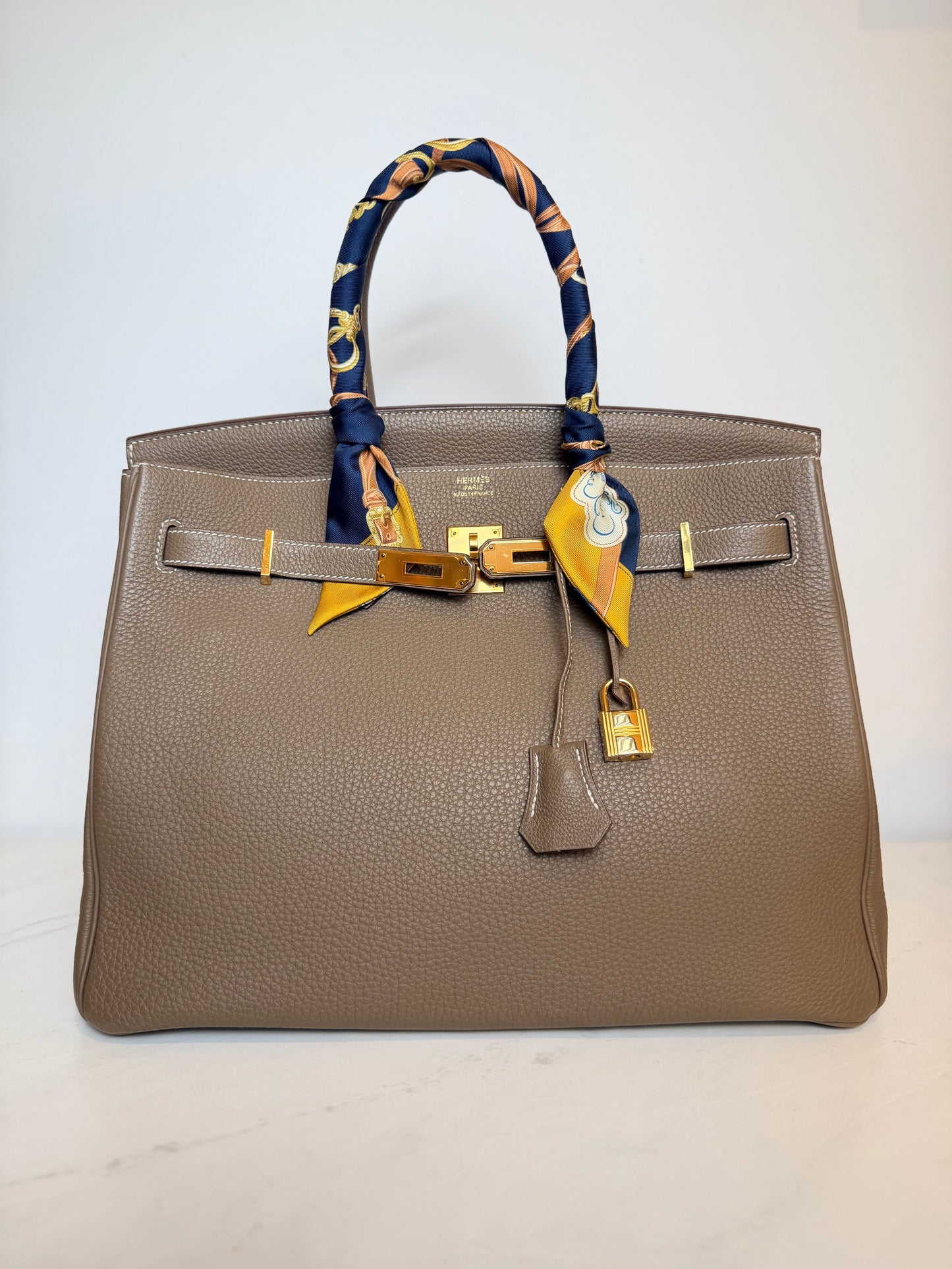 Hermès Birkin 35 Togo Leather – Size 35 cm | Stamp R (2014) | Gold Hardware