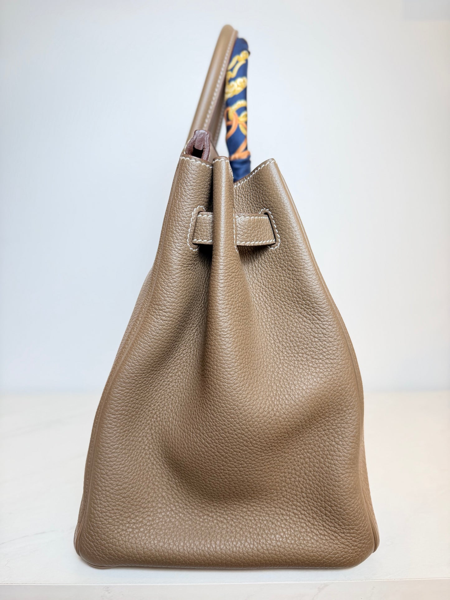 Hermès Birkin 35 Togo Leather – Size 35 cm | Stamp R (2014) | Gold Hardware
