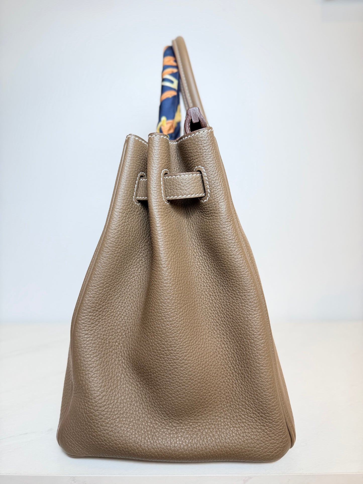 Hermès Birkin 35 Togo Leather – Size 35 cm | Stamp R (2014) | Gold Hardware