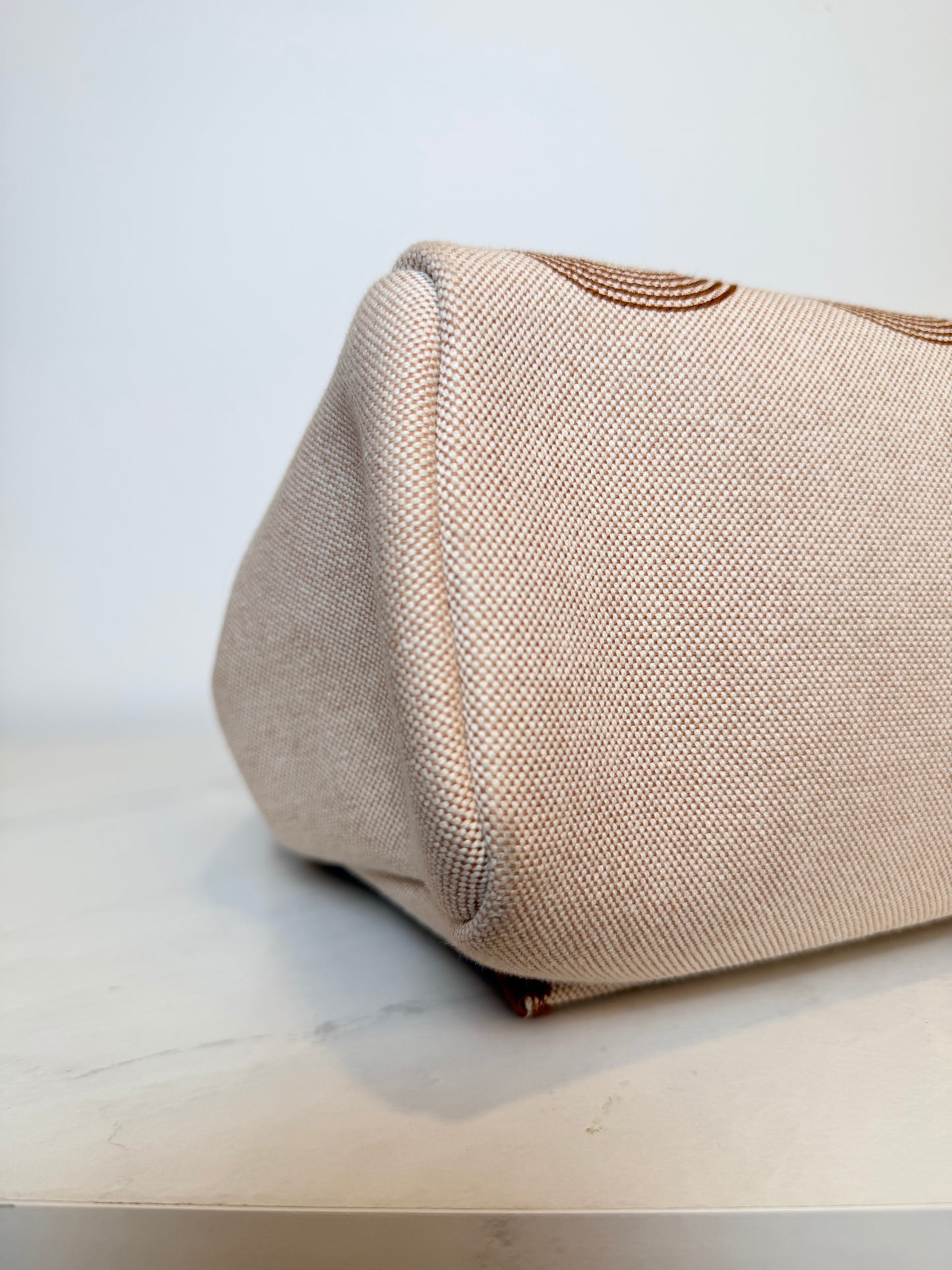 Hermès Herbag 31 Canvas & Leather Bag | Gold Hardware | U Stamp 2022 | Crossbody